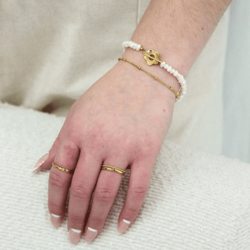 Daisy Pearl Bracelet